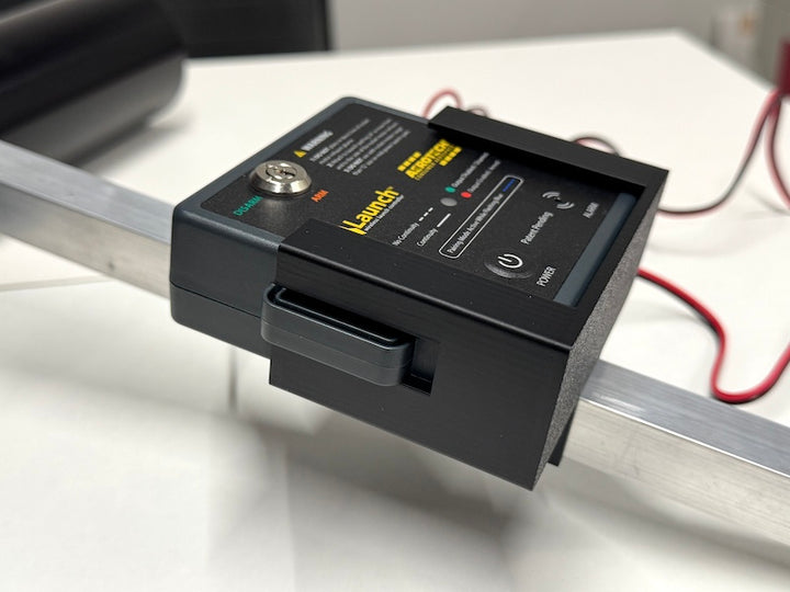 iLaunch_on_Mantis_Side_720x